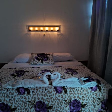 Hotel Kamelot Parque Central Quetzaltenango Dış mekan fotoğraf