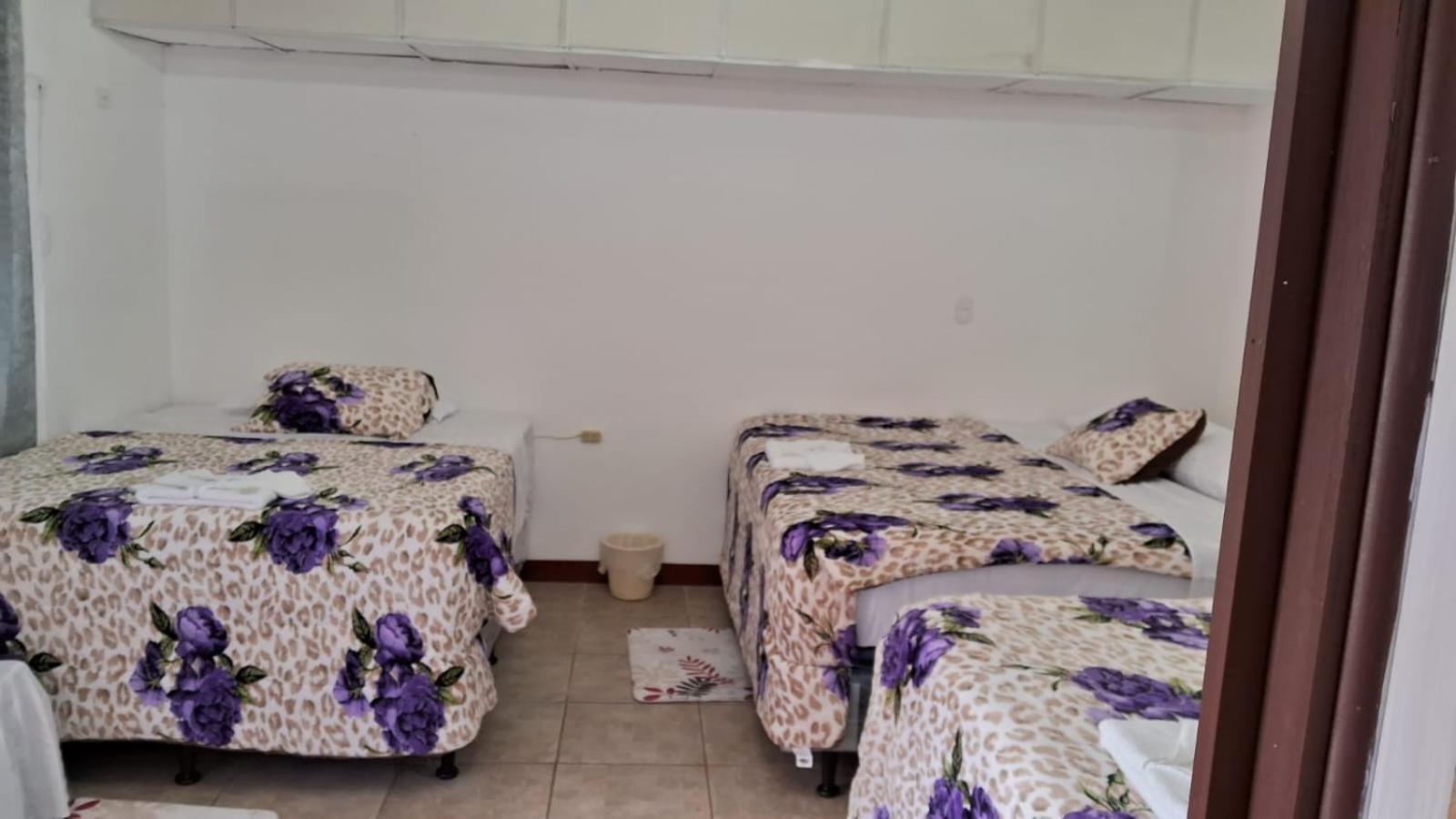 Hotel Kamelot Parque Central Quetzaltenango Dış mekan fotoğraf