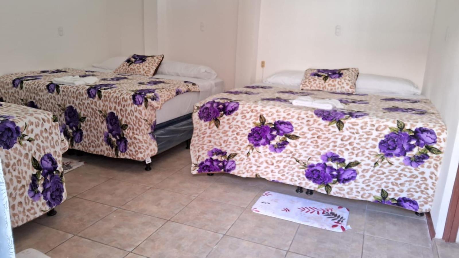 Hotel Kamelot Parque Central Quetzaltenango Dış mekan fotoğraf